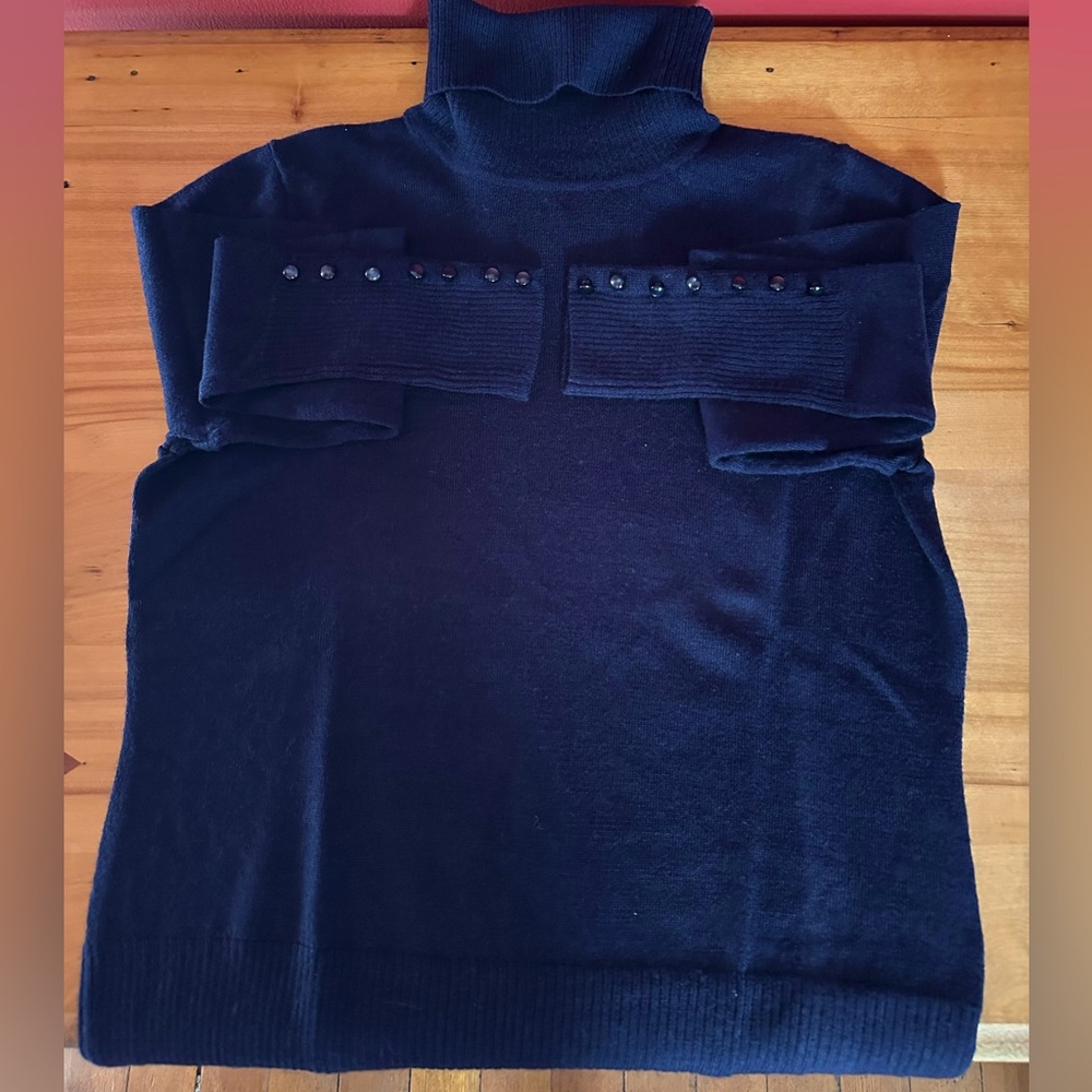 🧵EUC 100% Marino Wool Dark Blue Turtleneck Sweater, size Medium